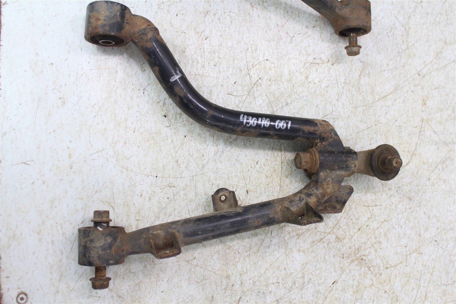 1999 Suzuki Quad Runner LT-F 500 Front Left Control A Arms Upper Lower