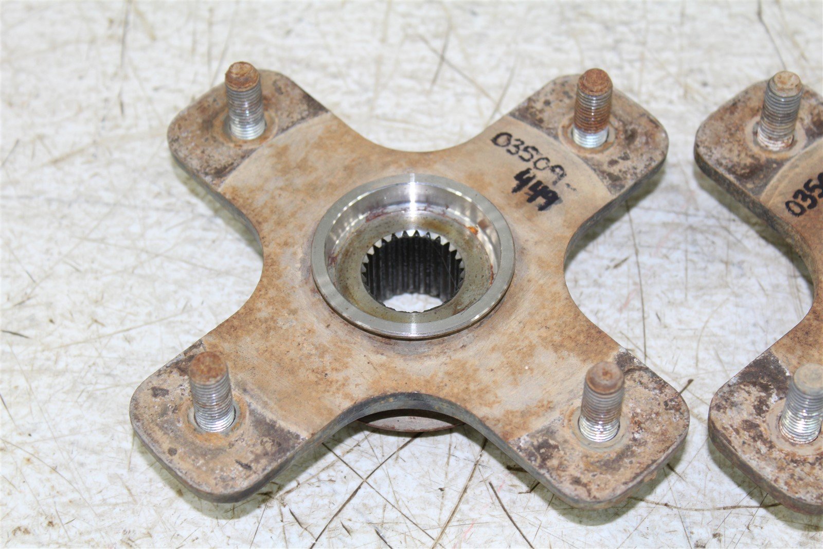 2006 Can Am Outlander 800 XT Front Hubs Wheel Mounts