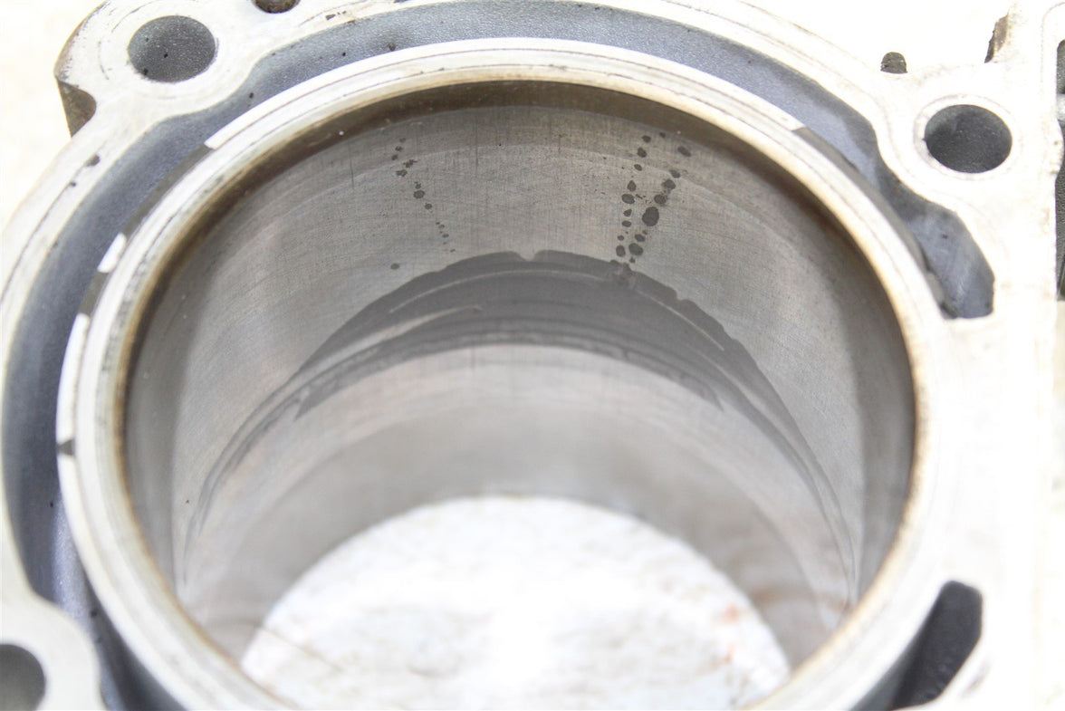 2006 Can Am Outlander 800 XT Engine Rear Cylinder Jug w/ Piston