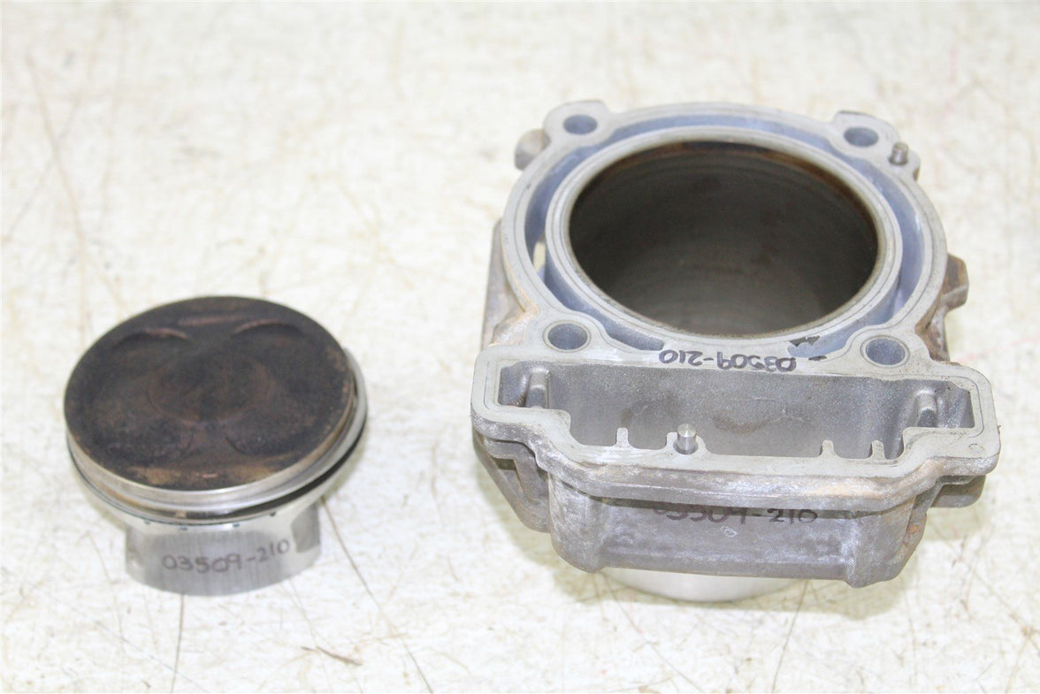 2006 Can Am Outlander 800 XT Engine Front Cylinder Jug w/ Piston