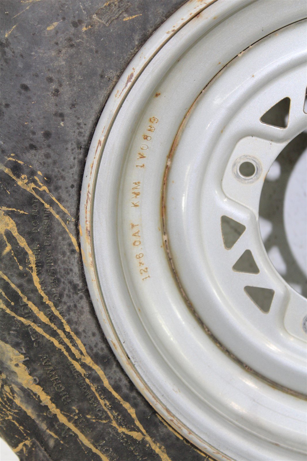 2002 Polaris Magnum 325 4x4 Front Wheel Set Rims