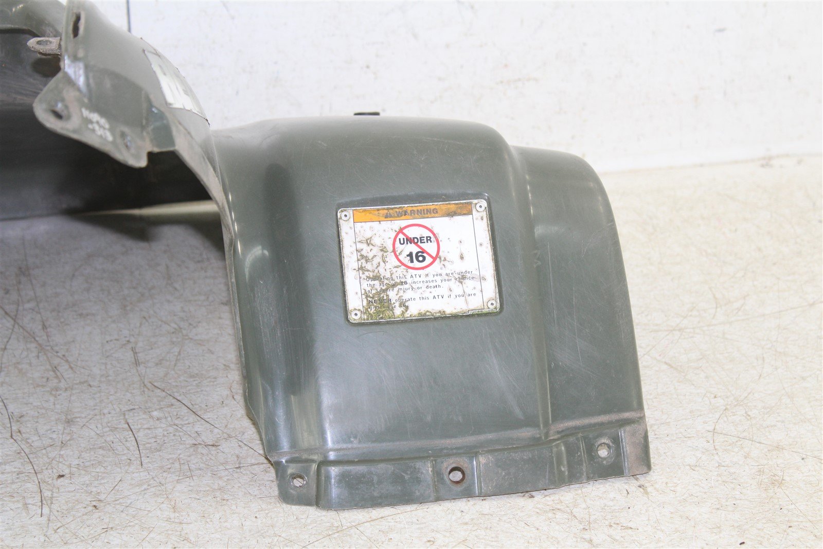 2001 Honda Recon 250 Front Fender Plastic