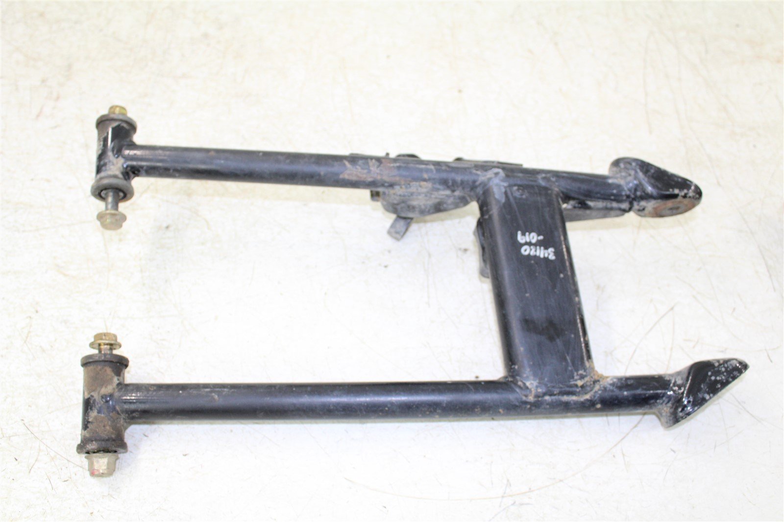 2011 Polaris Sportsman 850 Rear Right Control A Arms Lower Upper