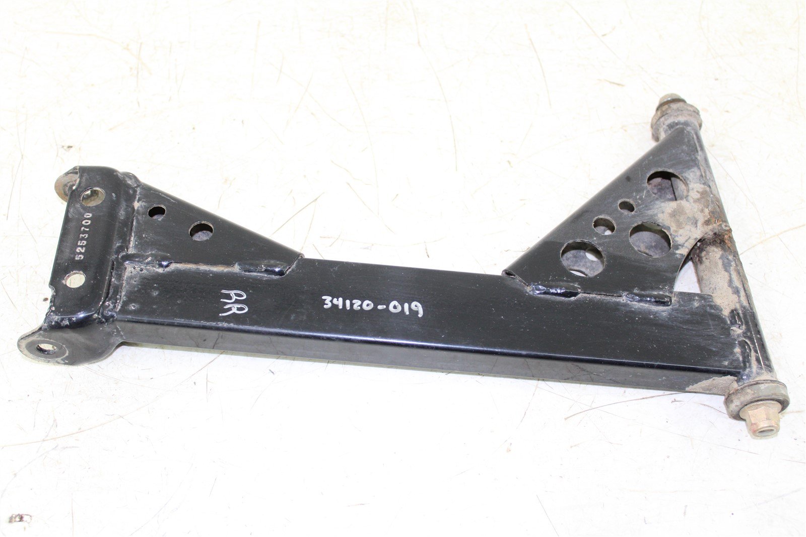 2011 Polaris Sportsman 850 Rear Right Control A Arms Lower Upper