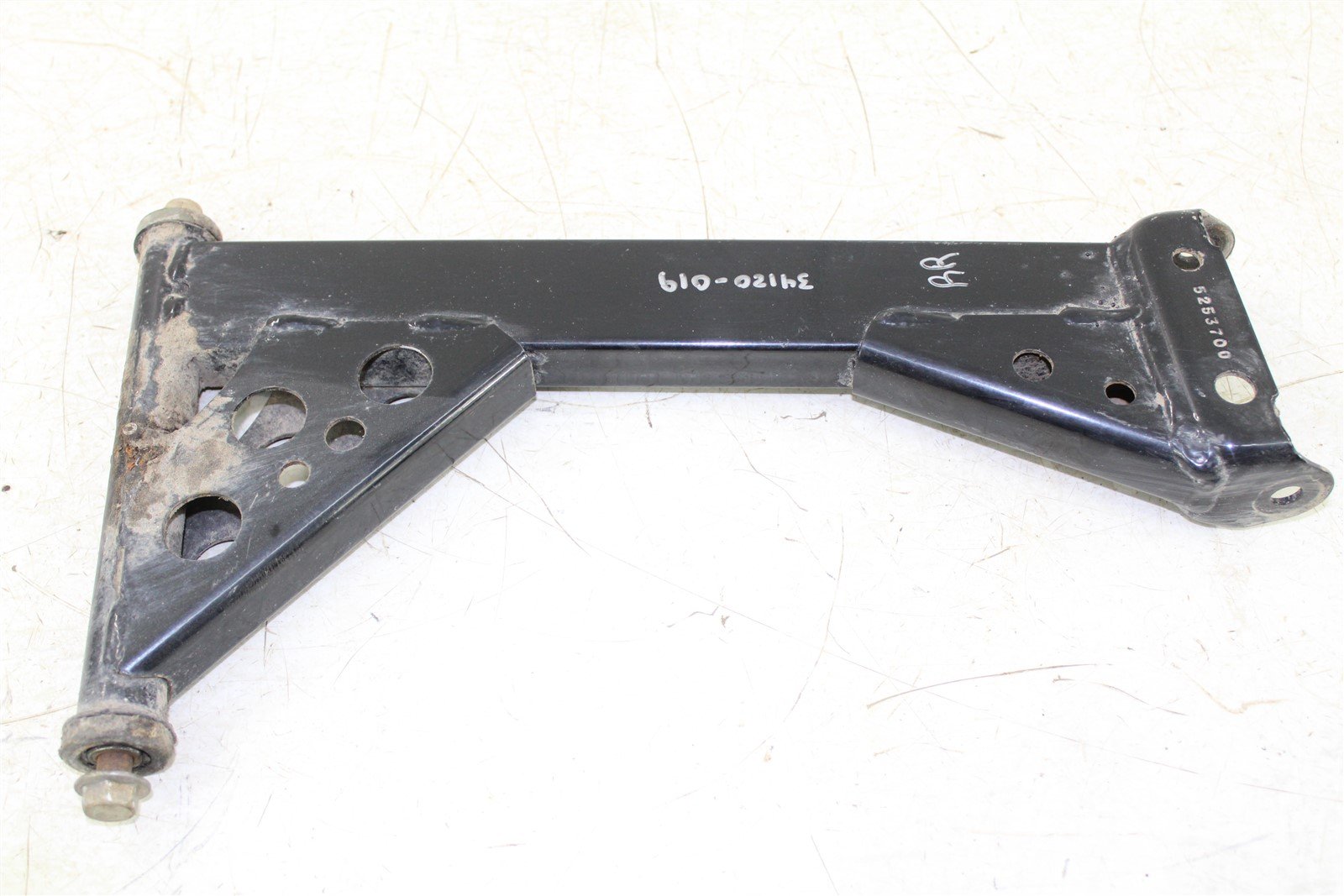 2011 Polaris Sportsman 850 Rear Right Control A Arms Lower Upper