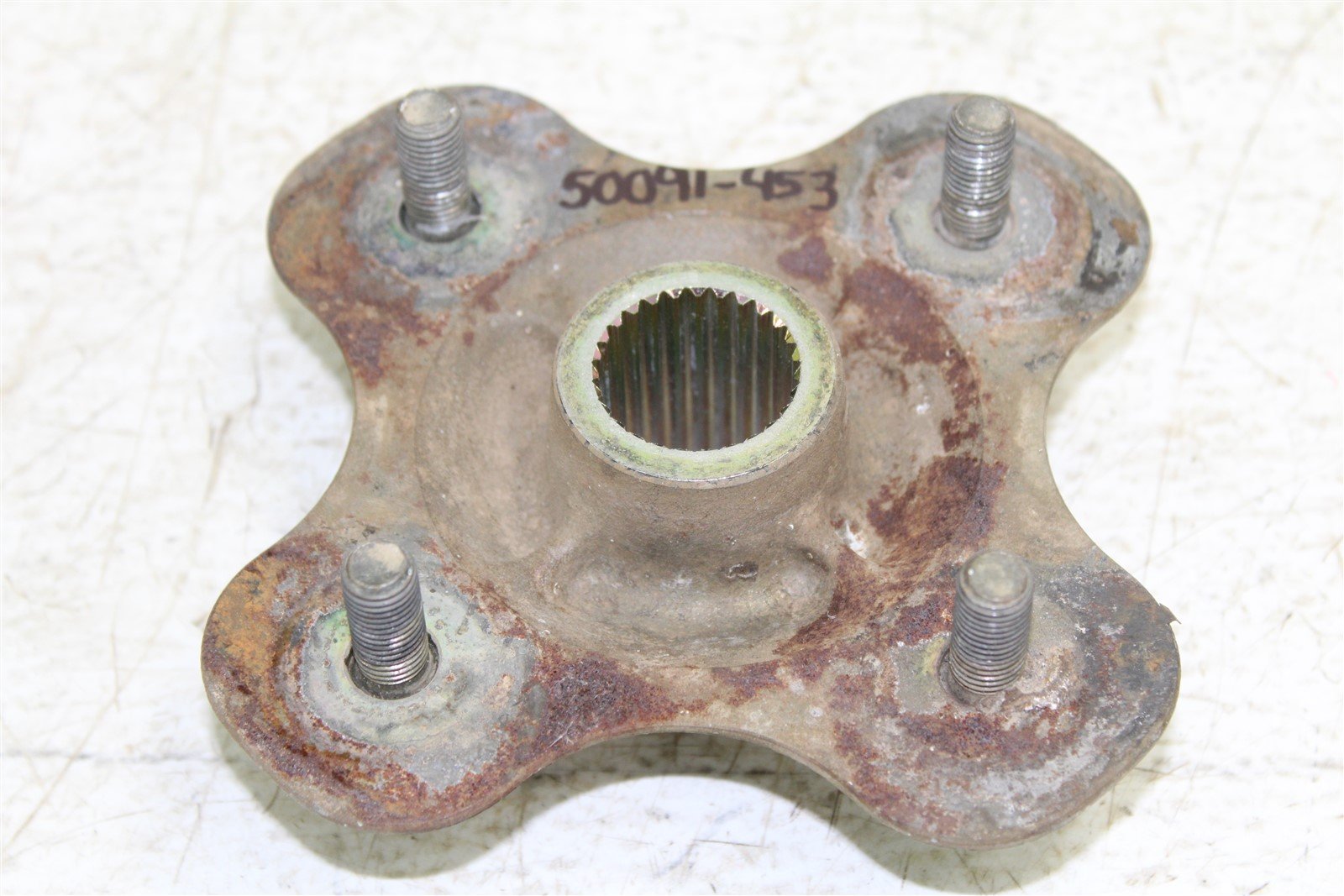 2002 Yamaha Bear Tracker 250 Rear Left Hubs Wheel Mounts