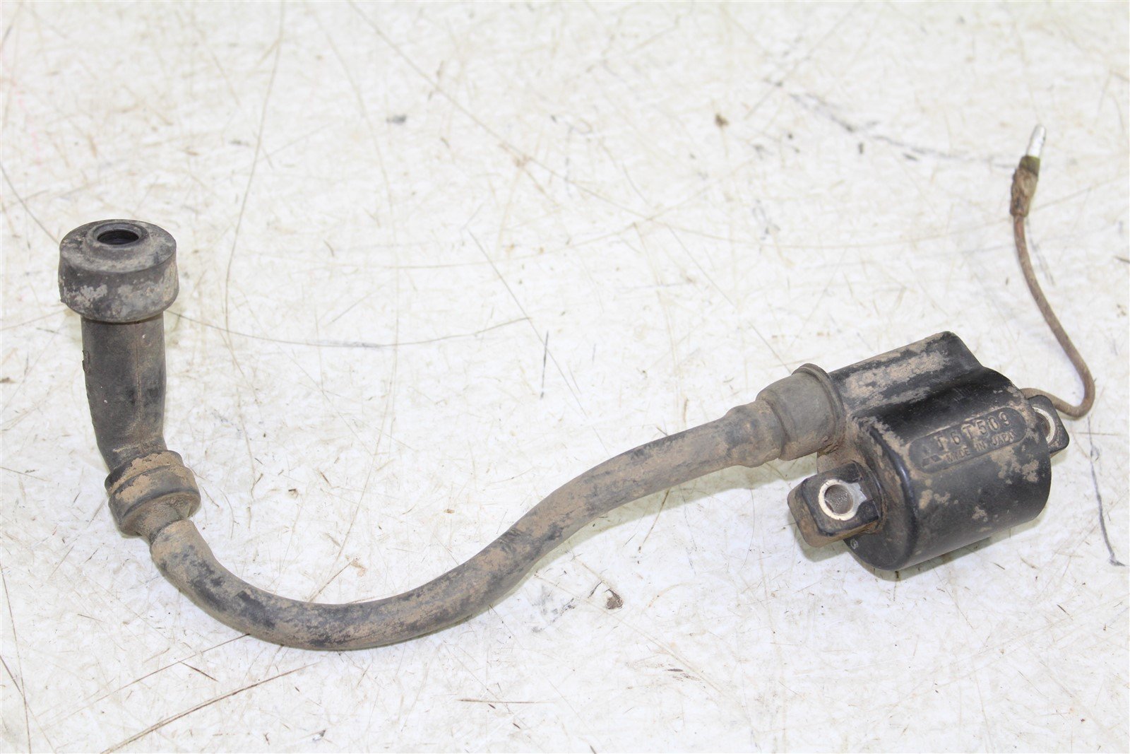 1991 Yamaha Moto 4 250 Ignition Coil Wire Spark Plug Boot