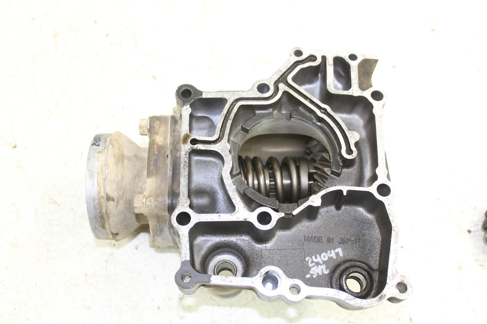 1990 Kawasaki Bayou 300 2x4 Drive Shaft Output Bevel Gear