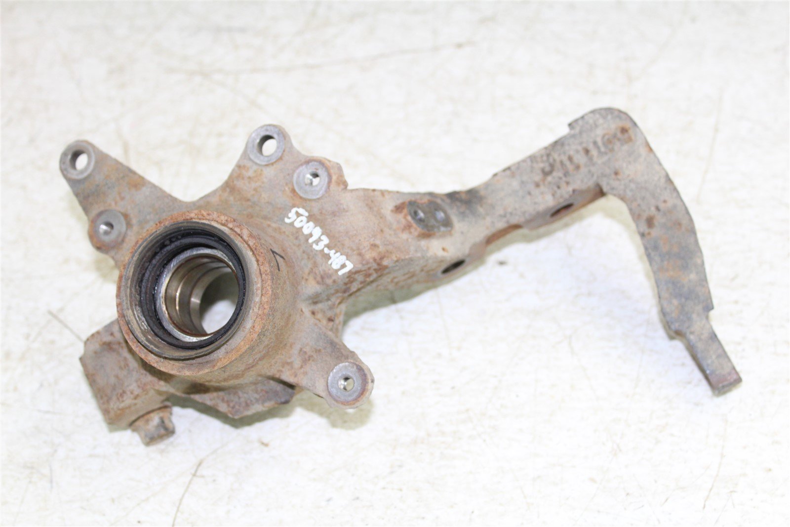 2000 Yamaha Grizzly 600 4x4 Front Left Knuckle Control Arm Mount