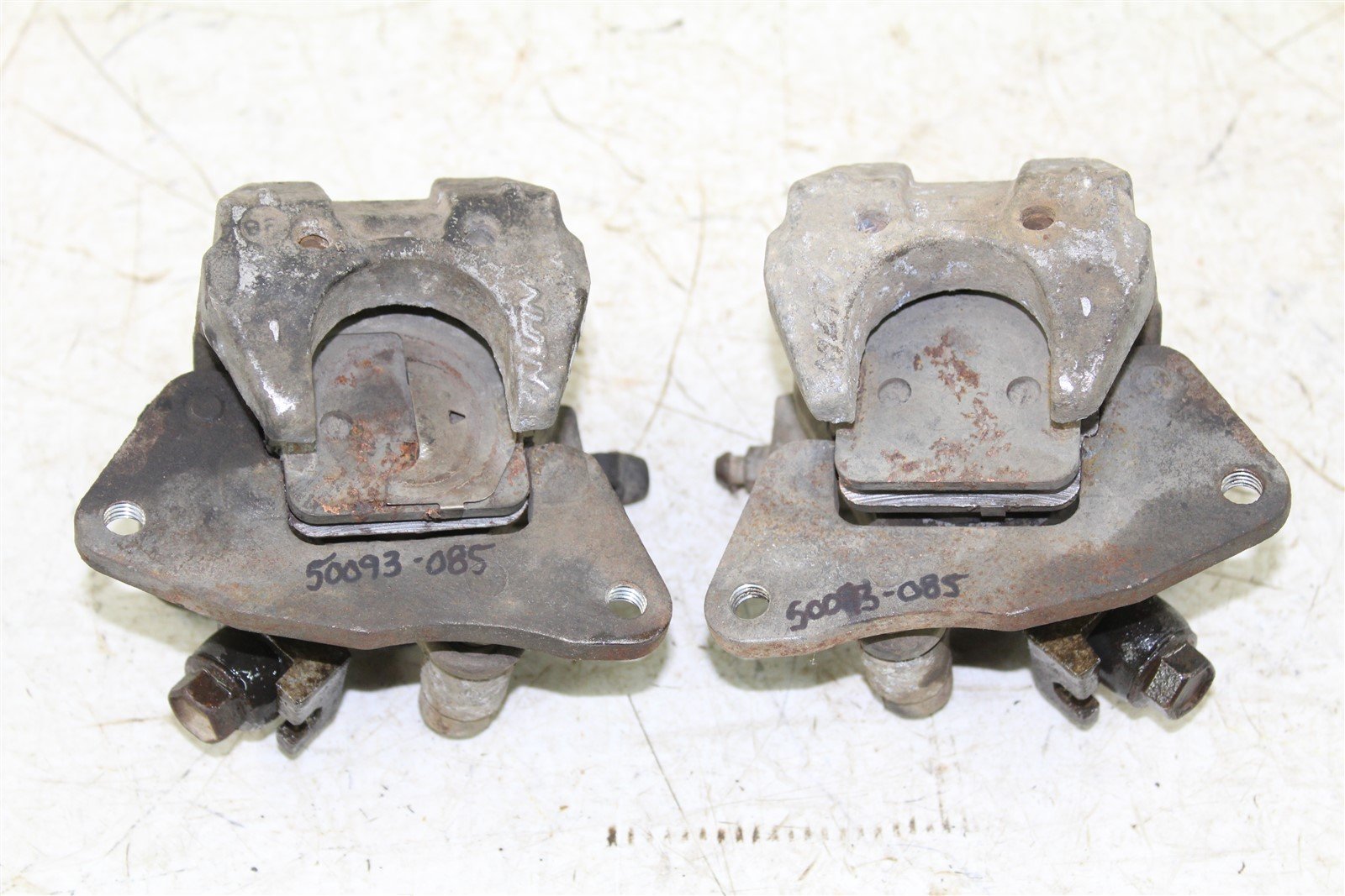 2000 Yamaha Grizzly 600 4x4 Front Brake Calipers Set Left Right
