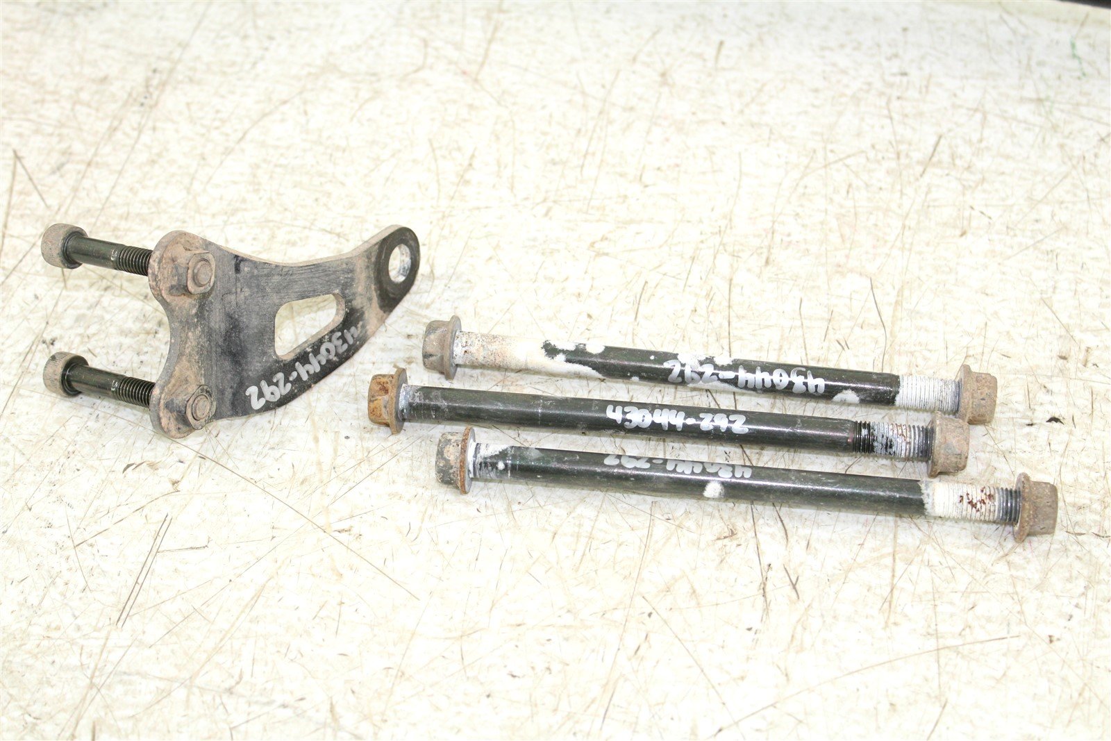 2004 Suzuki QuadSport LTZ 250 Engine Mounts Motor Brackets