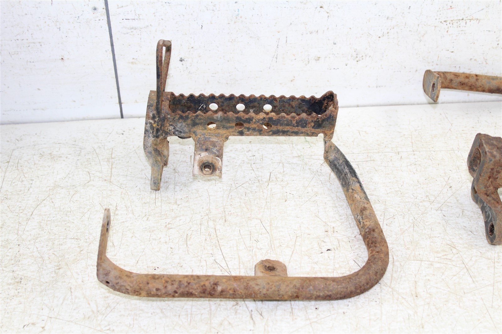 2004 Suzuki QuadSport LTZ 250 Foot Pegs Rests Set Left Right