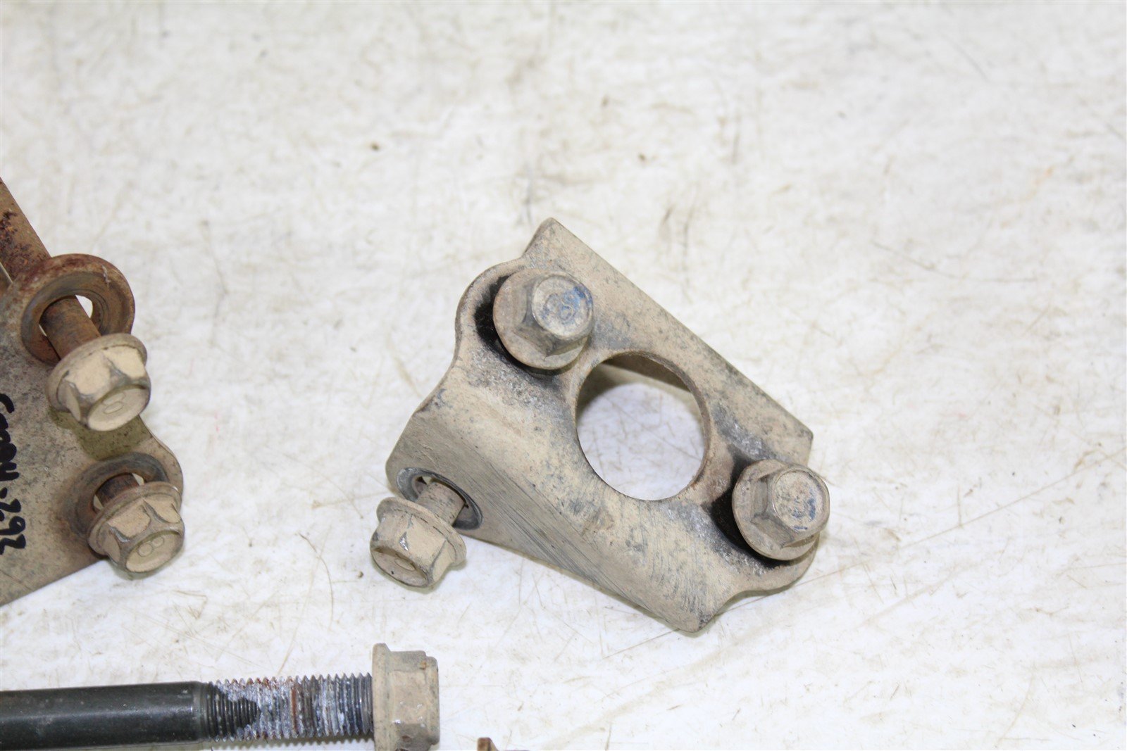 2000 Yamaha Wolverine 350 4x4 Engine Mounts Motor Brackets