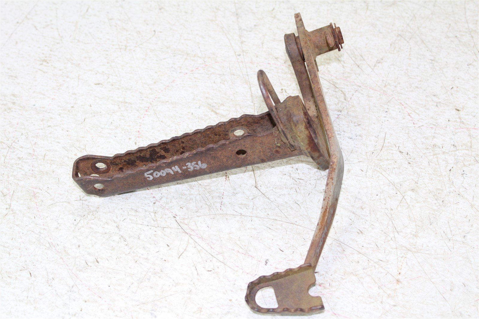 2000 Yamaha Wolverine 350 4x4 Right Foot Peg Rest w/ Rear Brake Pedal