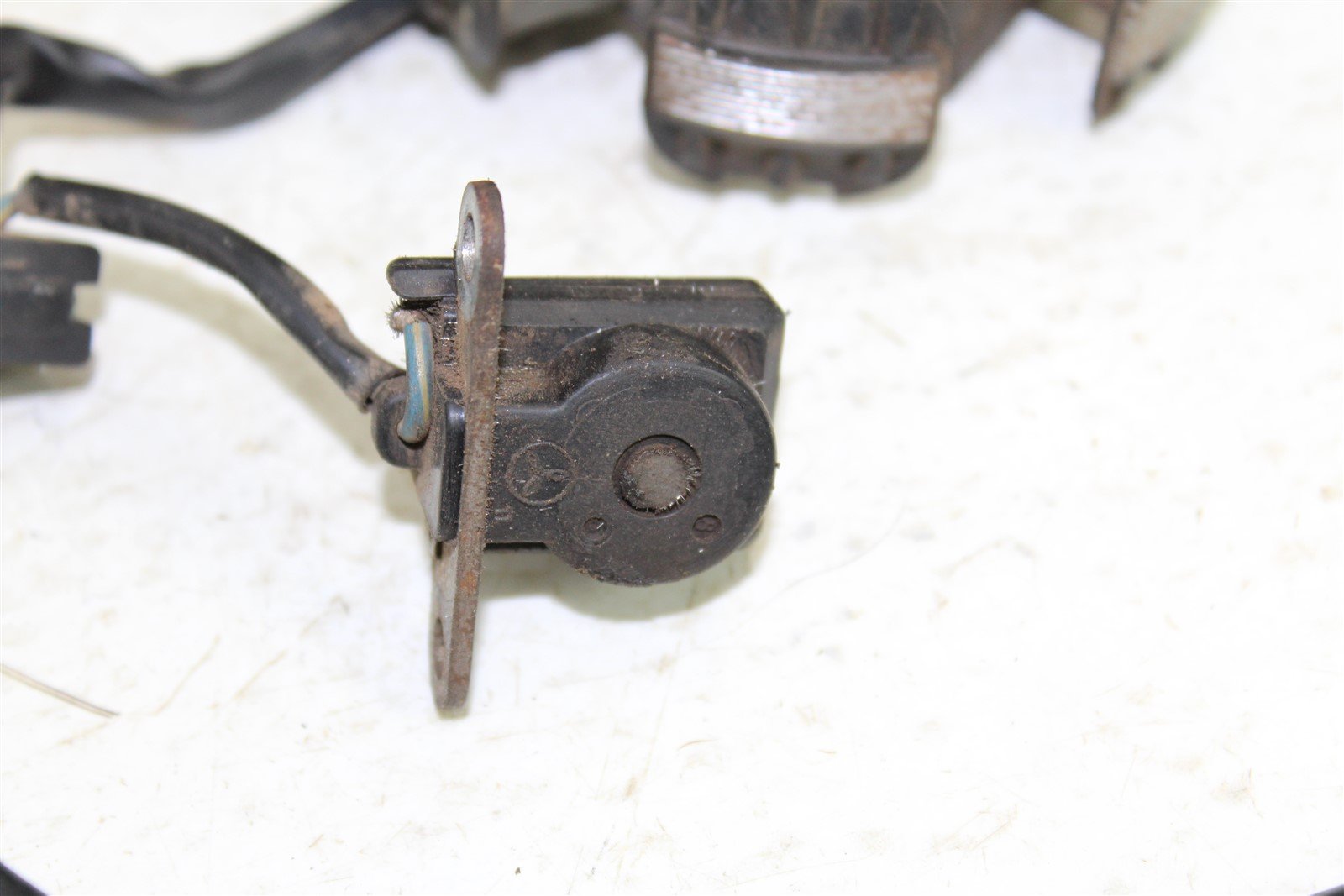 2003 Honda XR 100R Stator Magneto Generator Coil