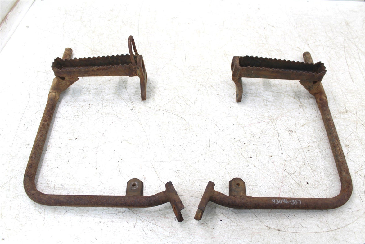 2002 Suzuki Ozark 250 Foot Pegs Rests Set Left Right