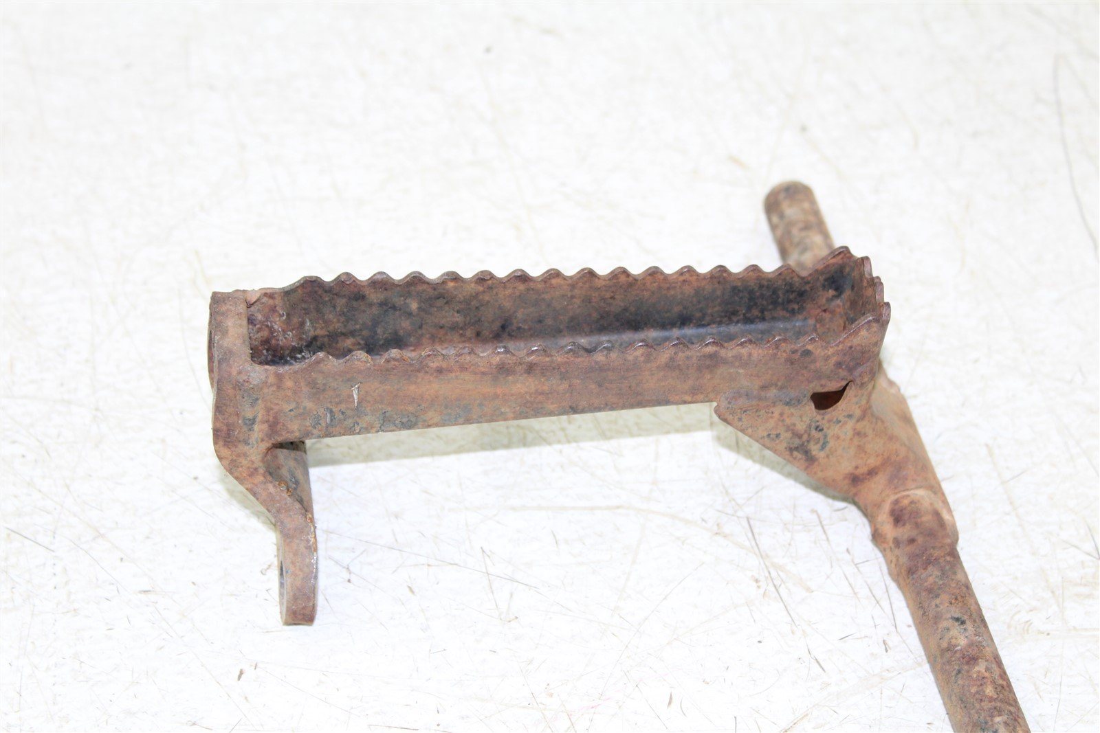 2002 Suzuki Ozark 250 Foot Pegs Rests Set Left Right