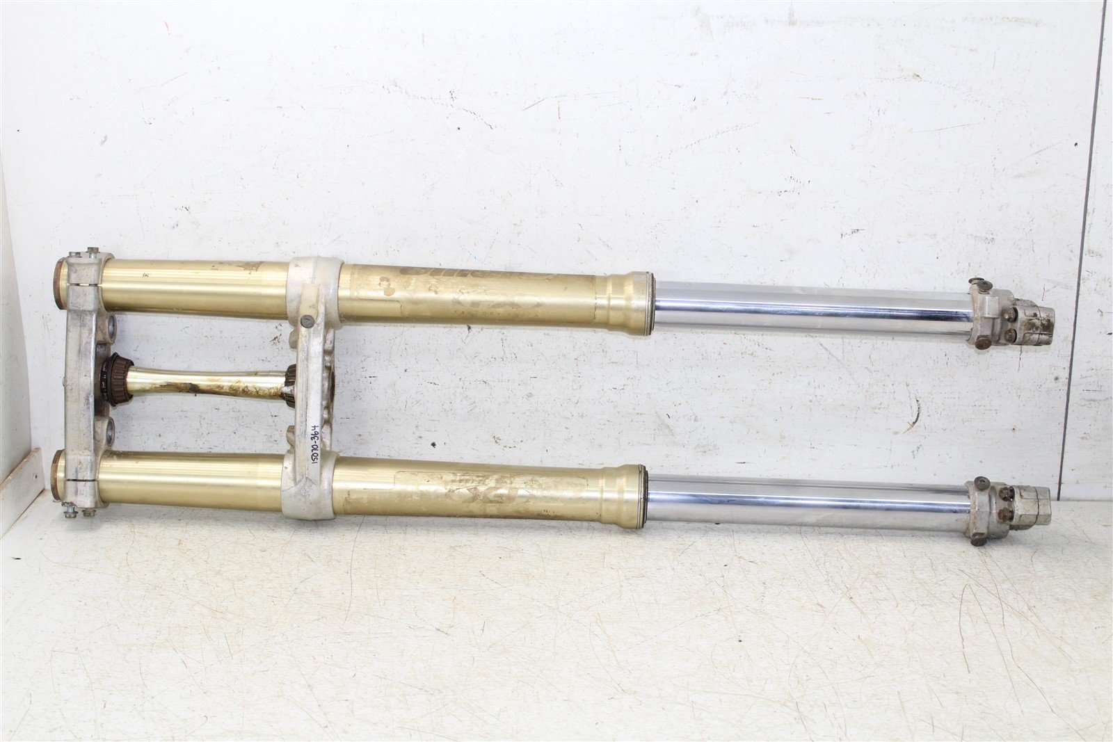2005 Honda CRF 250R Fork Tubes Front Suspension Triple Clamps