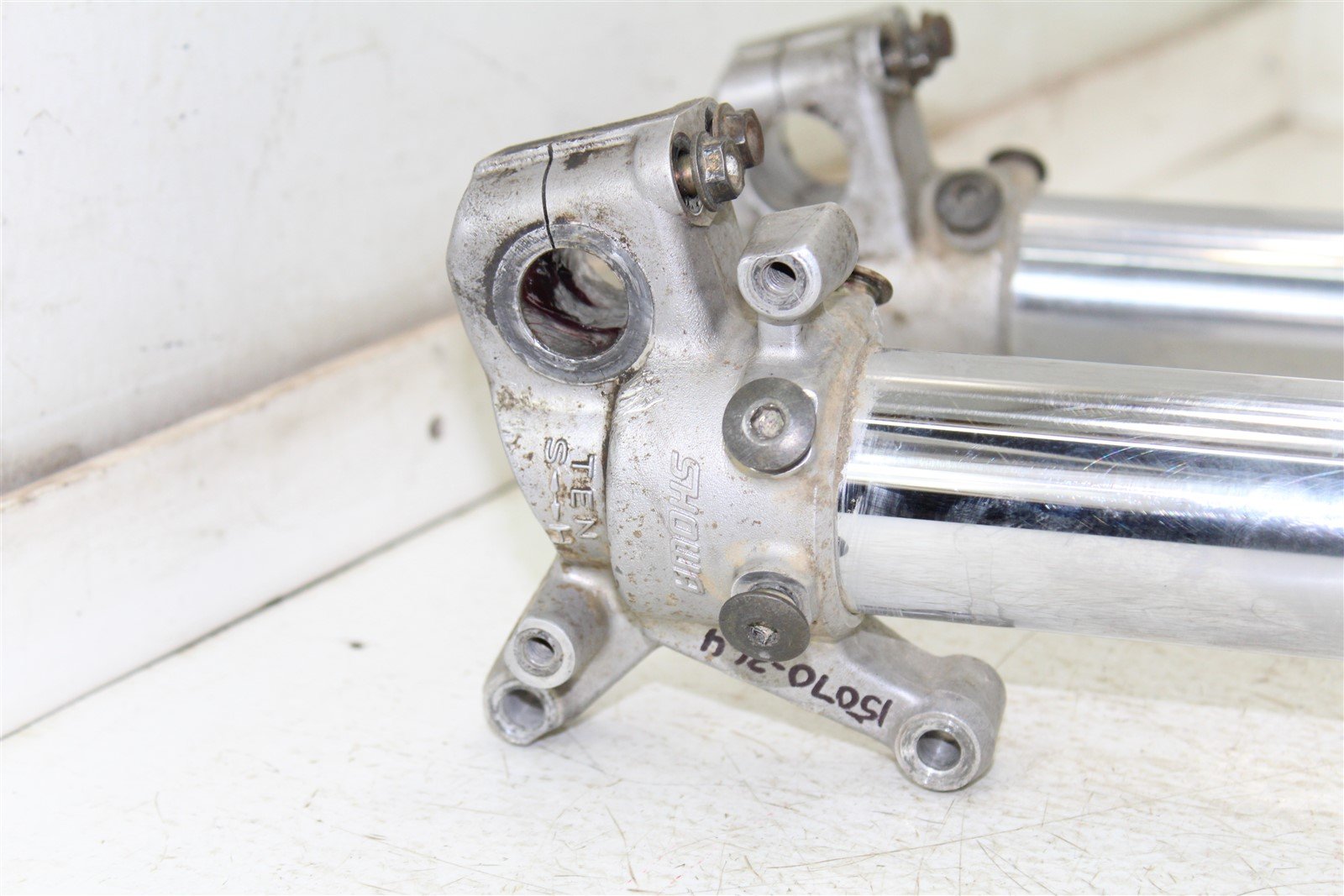 2005 Honda CRF 250R Fork Tubes Front Suspension Triple Clamps