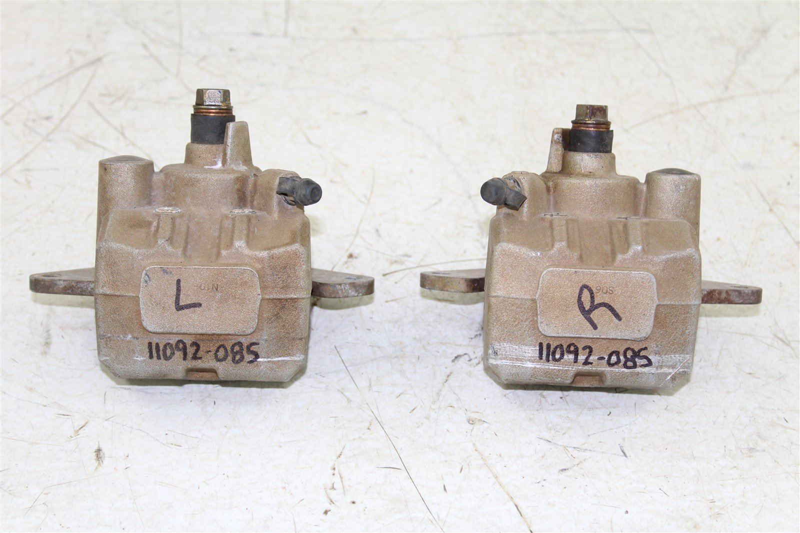 2018 Honda Foreman TRX 500 FM Front Brake Calipers Set Left Right