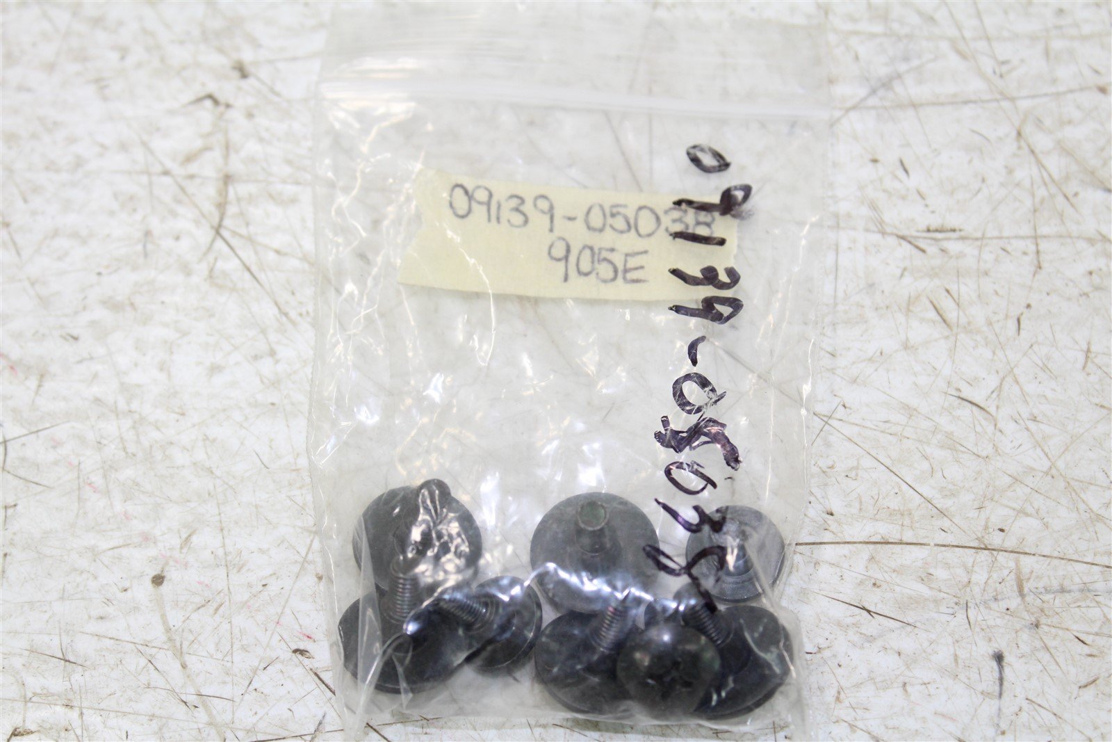 NOS Genuine Suzuki Screw 09139-05038 NEW OEM QTY:8