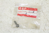 NOS Genuine Suzuki Bolt 07120-0620B NEW OEM QTY:1