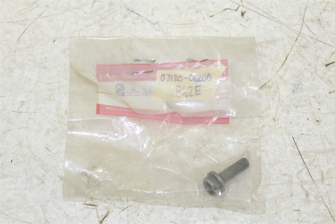 NOS Genuine Suzuki Bolt 07120-0620B NEW OEM QTY:1