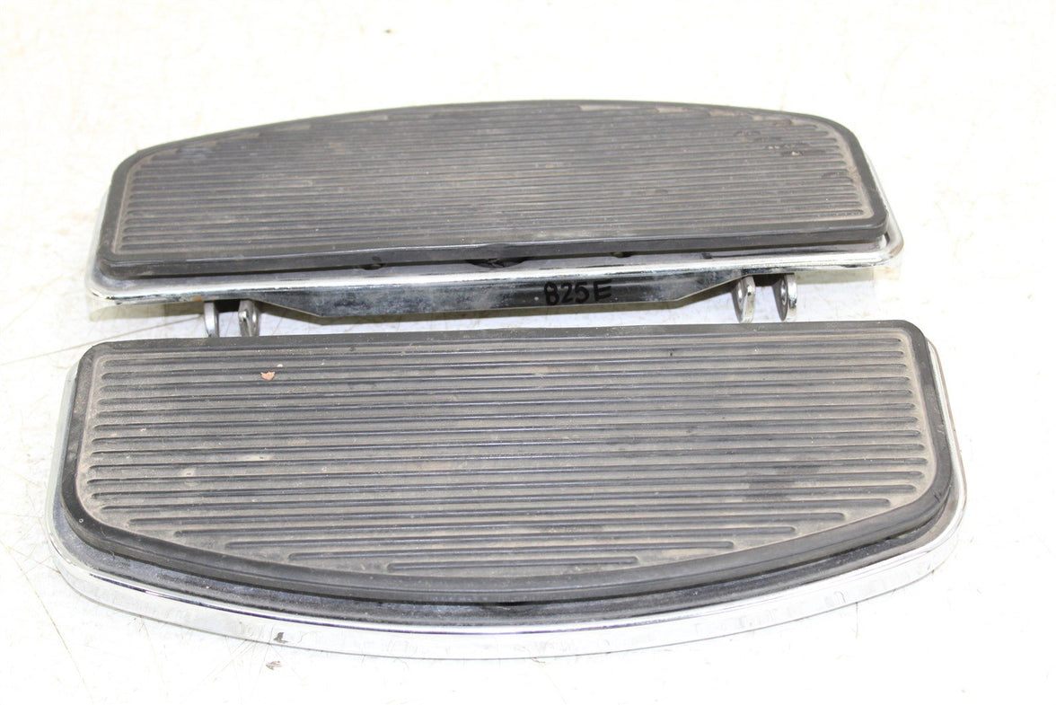 2013 Harley Davidson Road Glide Floor Boards Foot Pegs Rests Set