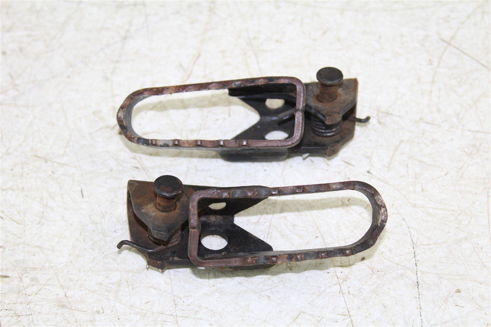 1995 Yamaha RT 180 Foot Pegs Rests Set Left Right
