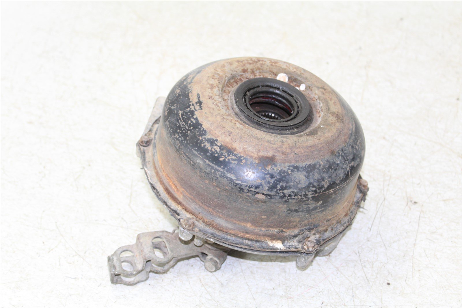 2004 Honda Rancher 350 FM 4x4 Rear Brake Drum Backing Plate Panel Hub