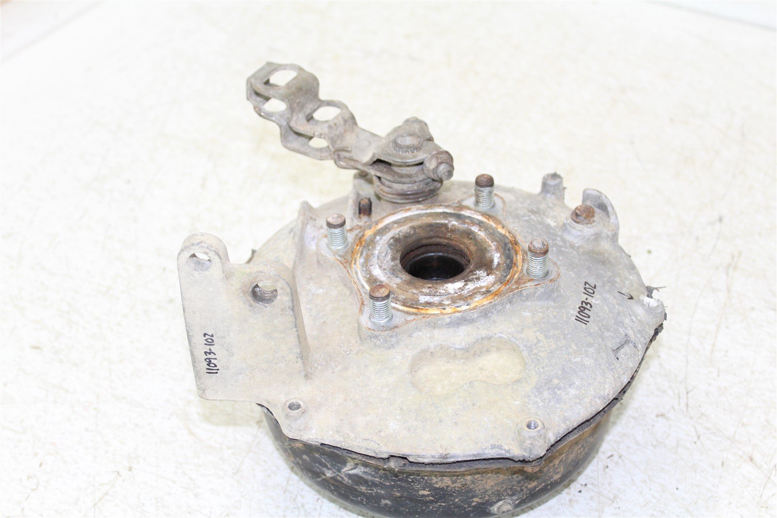 2004 Honda Rancher 350 FM 4x4 Rear Brake Drum Backing Plate Panel Hub