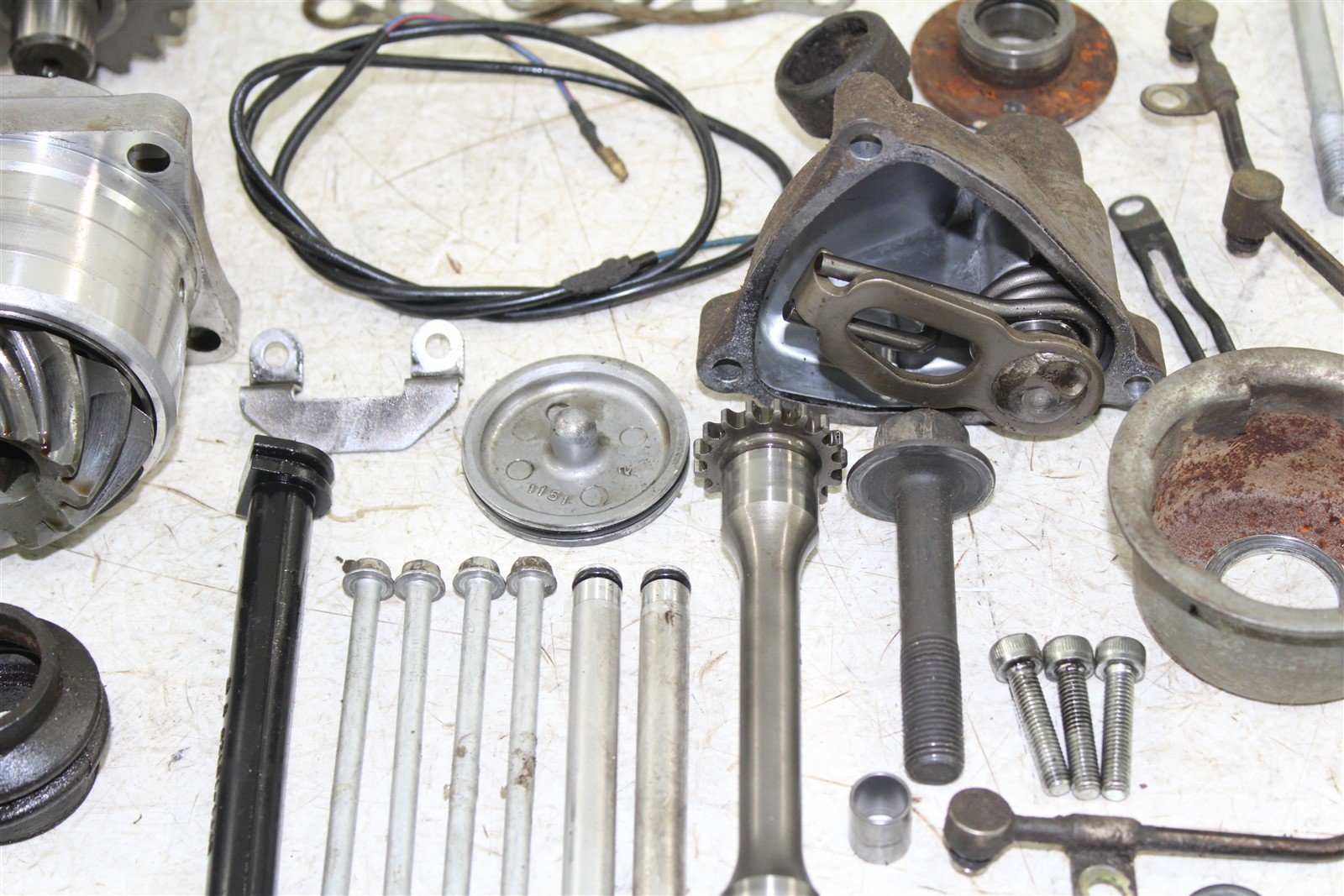 2004 Arctic Cat 650 V2 4x4 Transmission Gears Shift Shaft Forks Drum Bevel