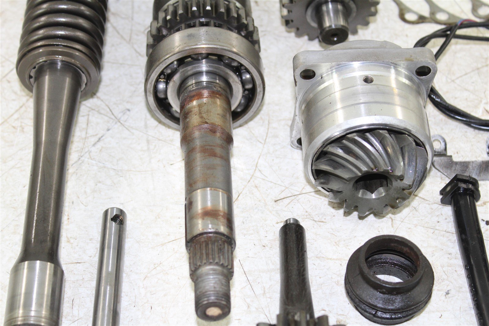 2004 Arctic Cat 650 V2 4x4 Transmission Gears Shift Shaft Forks Drum Bevel