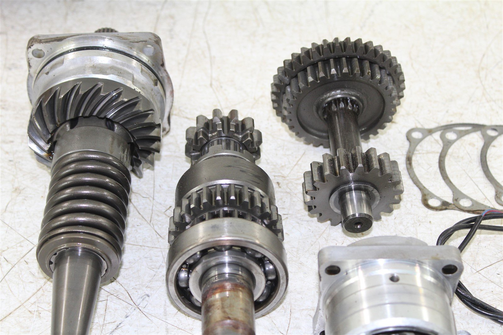 2004 Arctic Cat 650 V2 4x4 Transmission Gears Shift Shaft Forks Drum Bevel