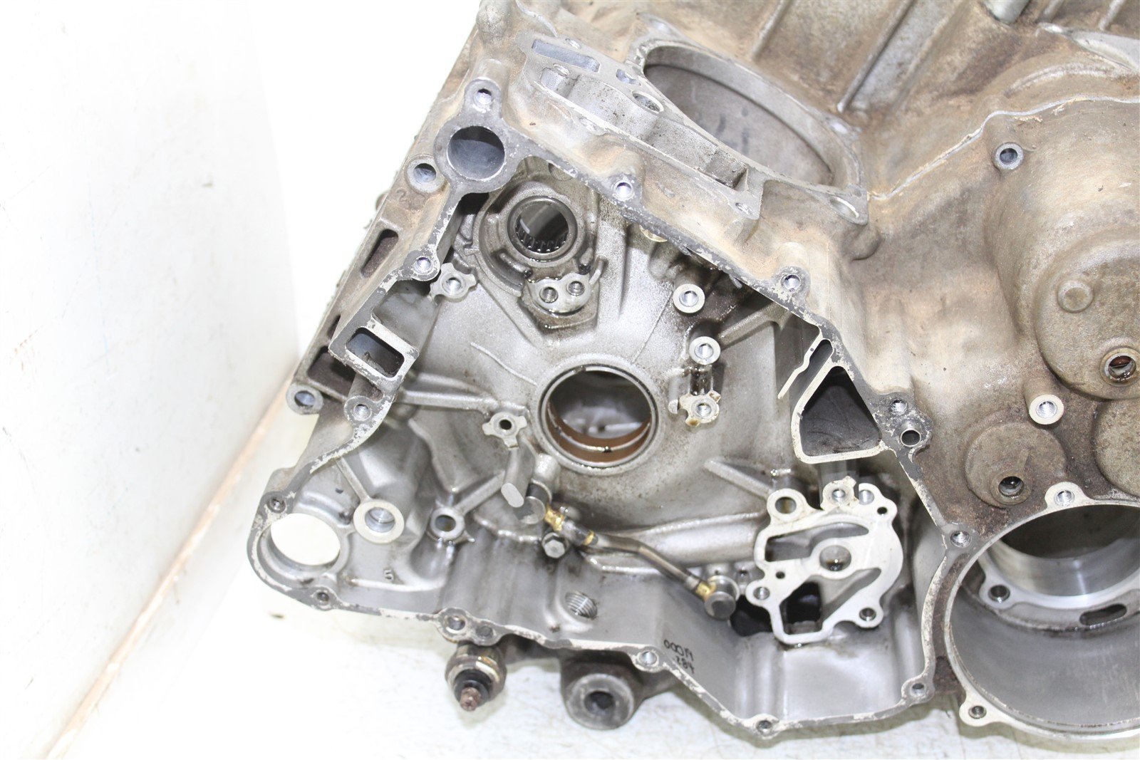 2004 Arctic Cat 650 V2 4x4 Engine Cases Crankcase Left Right