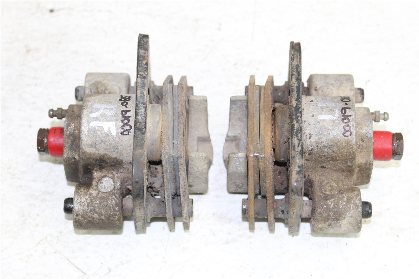 2004 Arctic Cat 650 V2 4x4 Front Brake Calipers Set Left Right