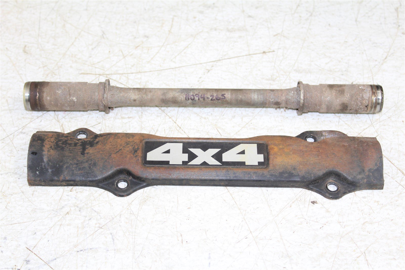 1991 Honda Fourtrax 300 4x4 Center Through Drive Shaft Assembly Middle Cover