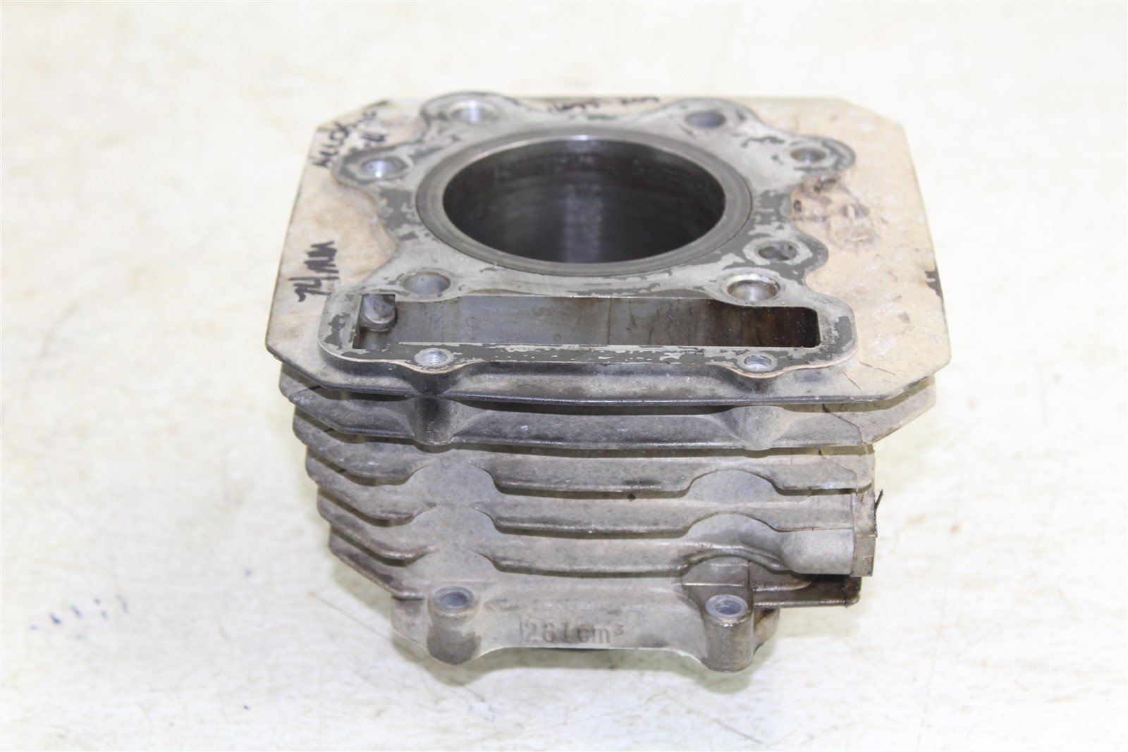1992 Honda Fourtrax 300 2x4 Engine Cylinder Jug