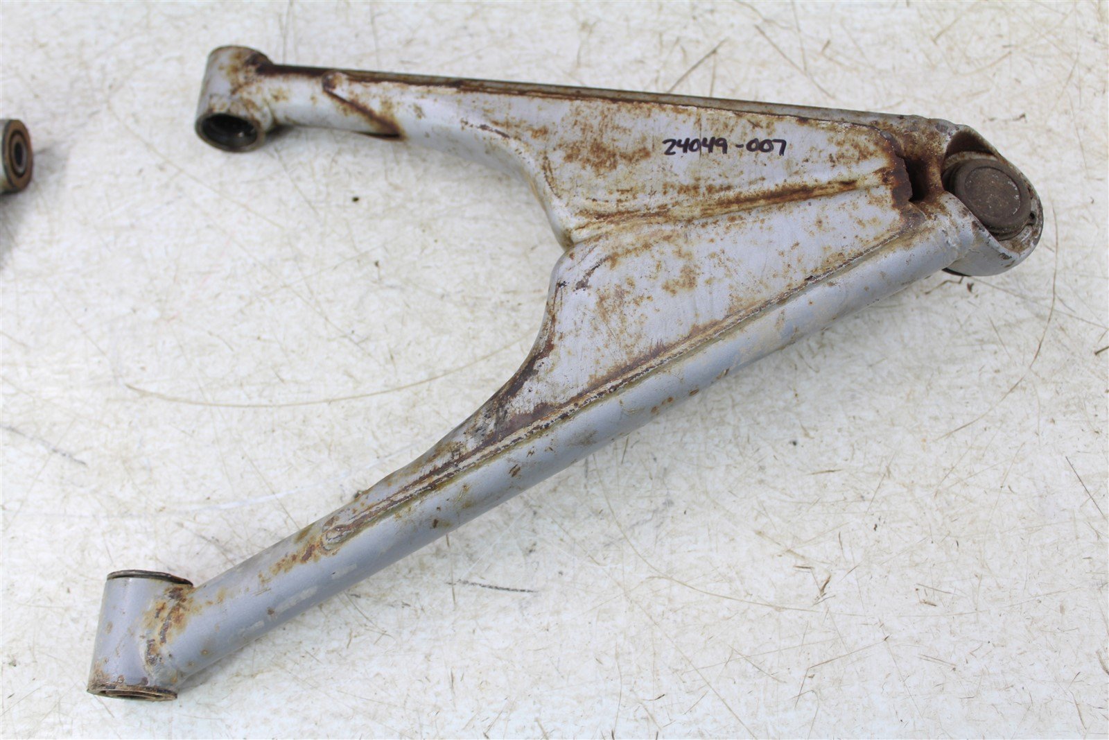 1987 Kawasaki Mojave 250 Front Left Control A Arms Upper Lower