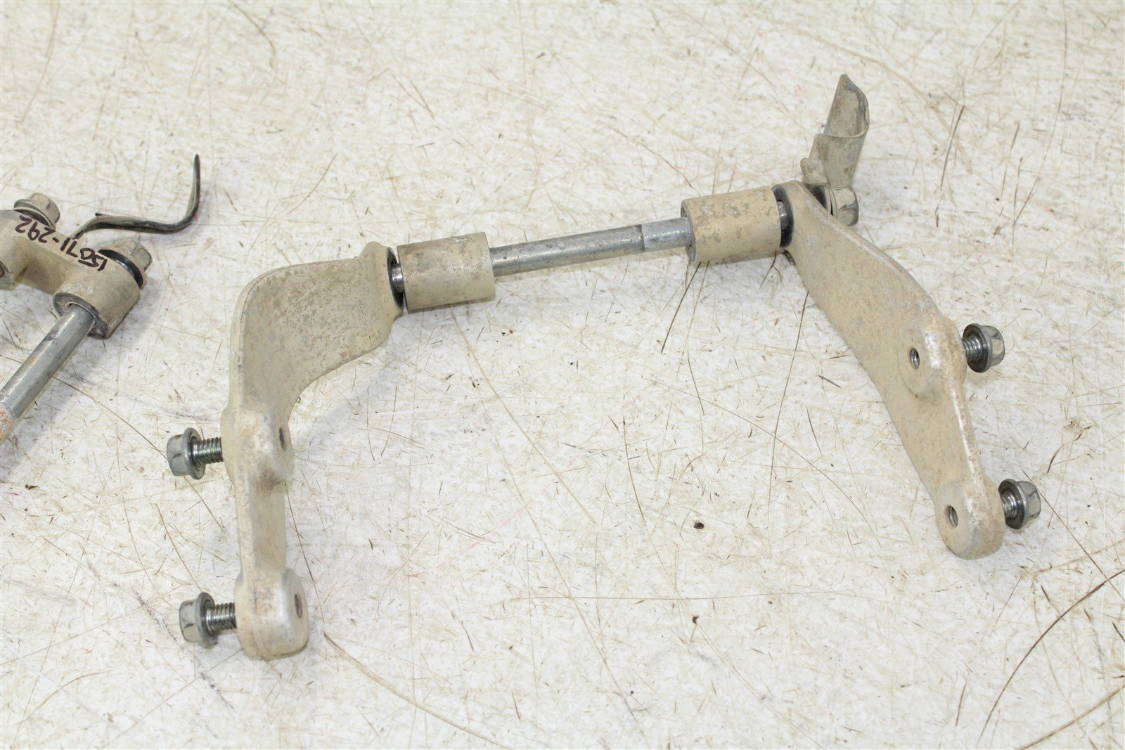 2003 Honda CRF 450R Engine Mounts Motor Brackets