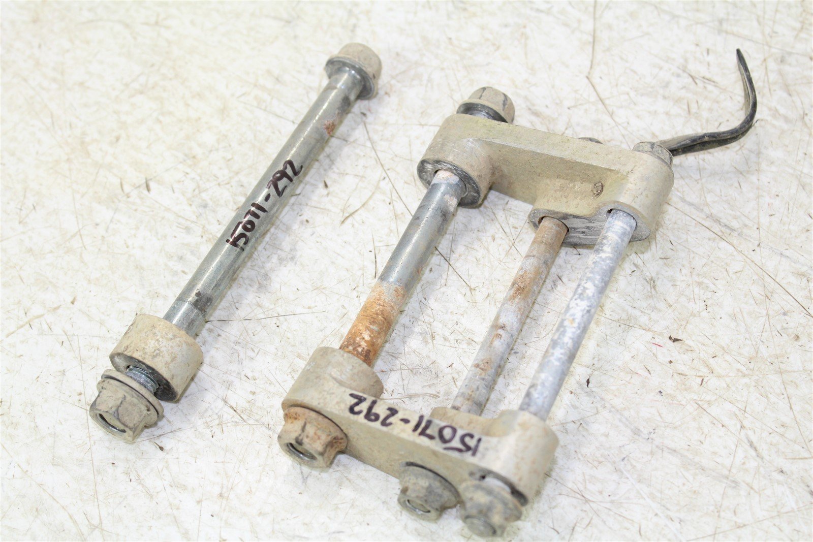 2003 Honda CRF 450R Engine Mounts Motor Brackets