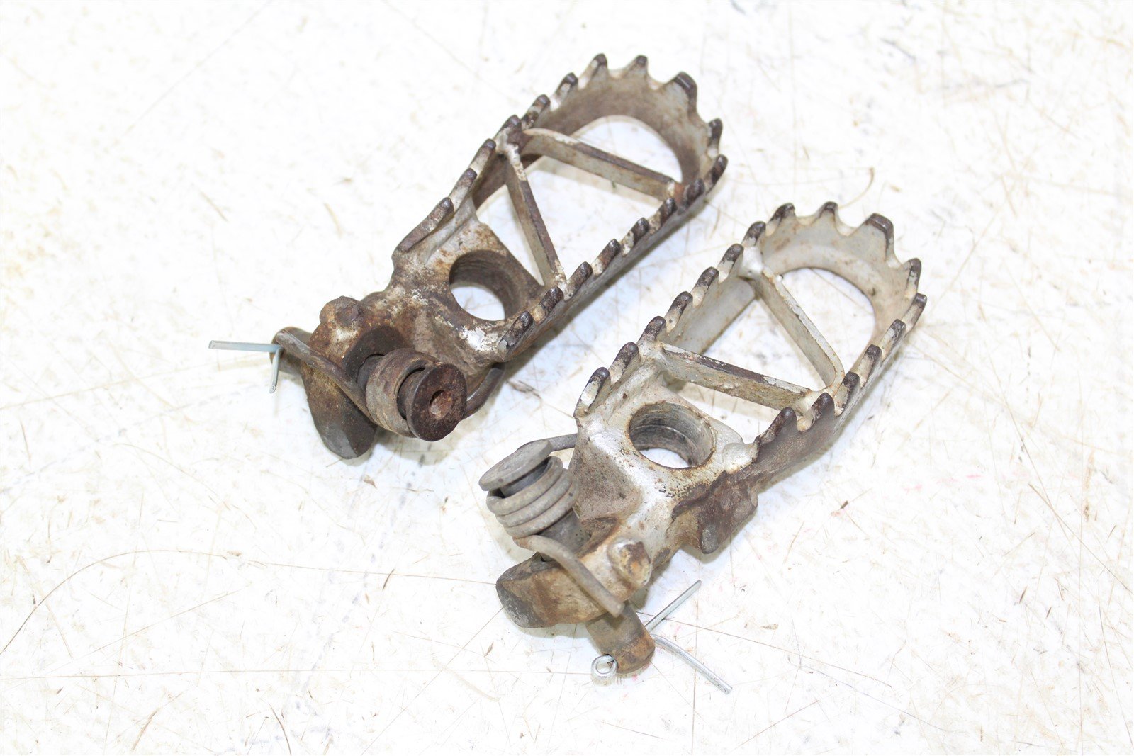 1992 Kawasaki KX 250 Foot Pegs Set Hardware Springs Rests