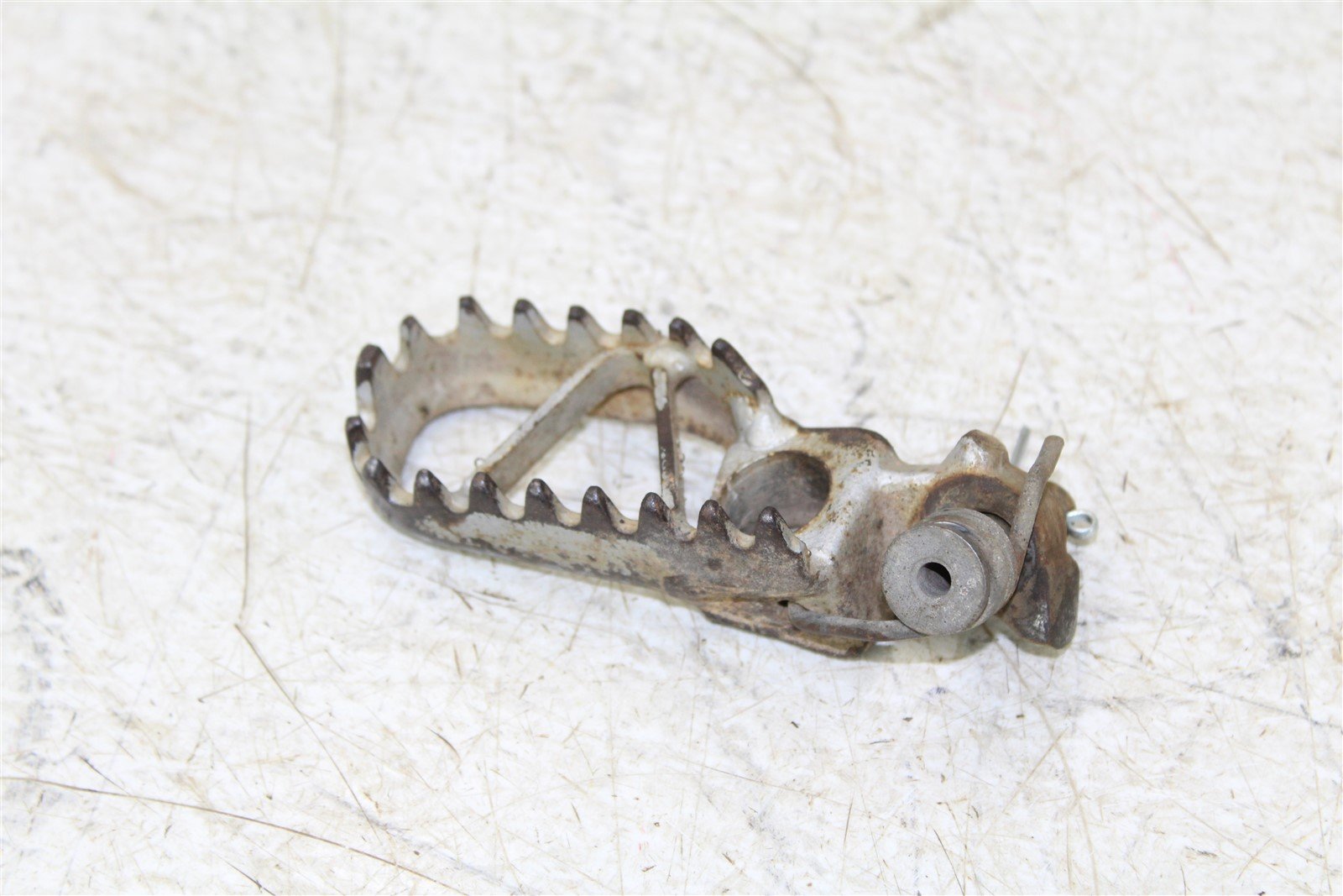 1992 Kawasaki KX 250 Foot Pegs Set Hardware Springs Rests