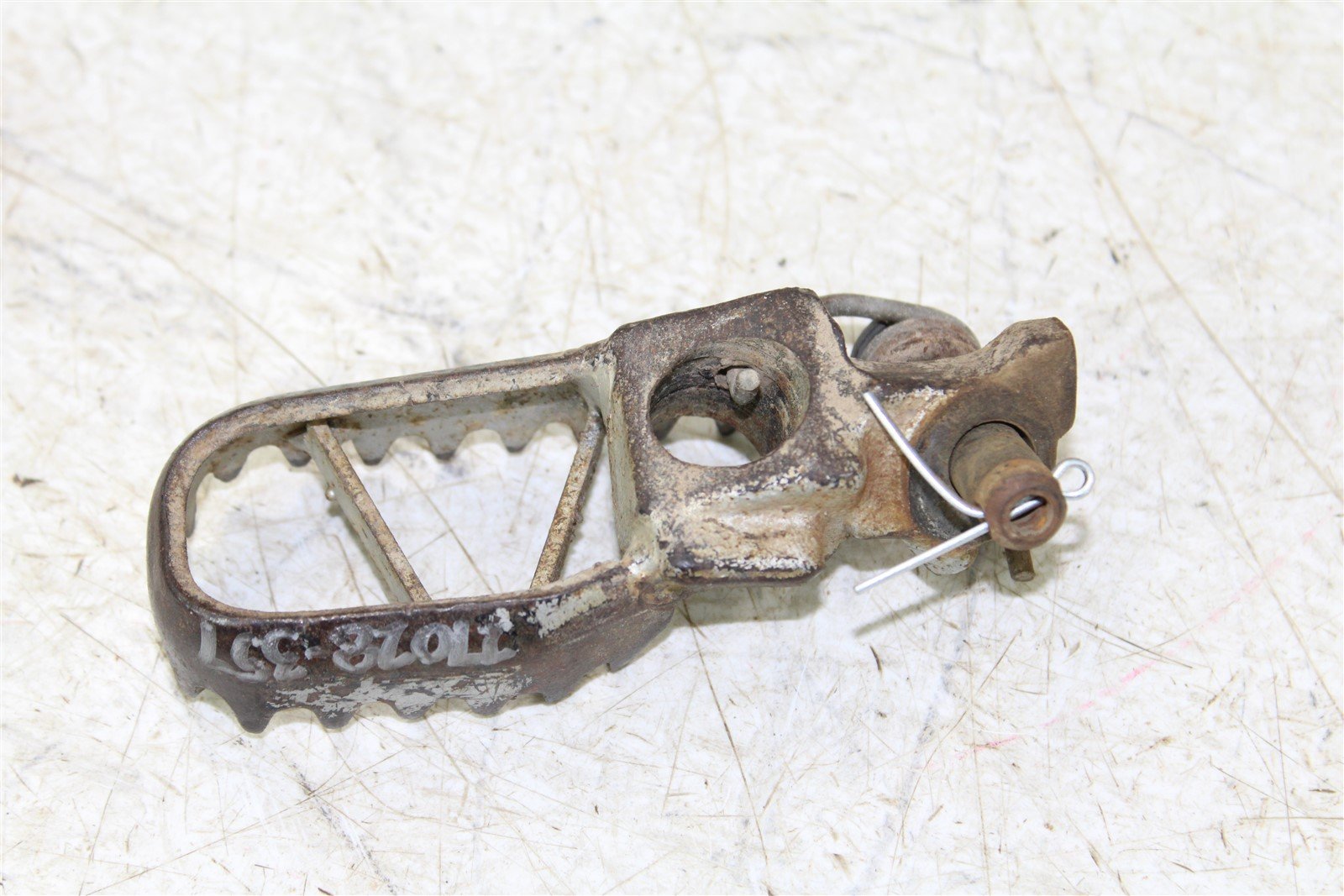 1992 Kawasaki KX 250 Foot Pegs Set Hardware Springs Rests