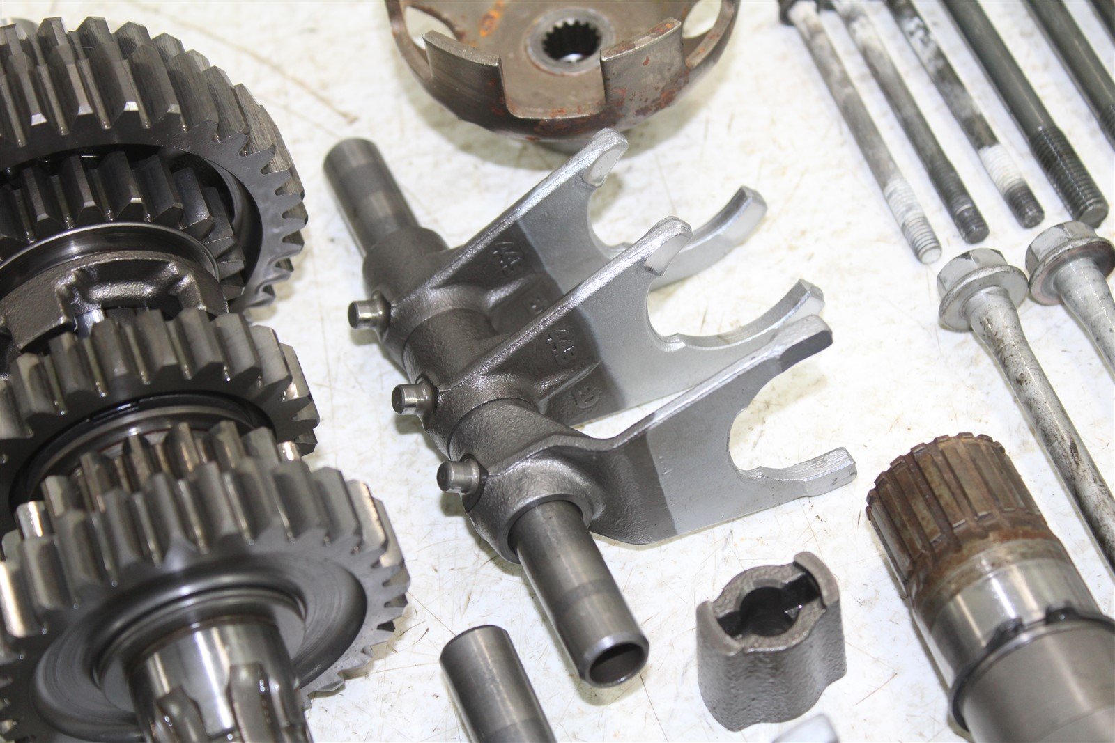 2000 Arctic Cat 500 4x4 Manual Transmission Gears Shift Shaft Forks Drum