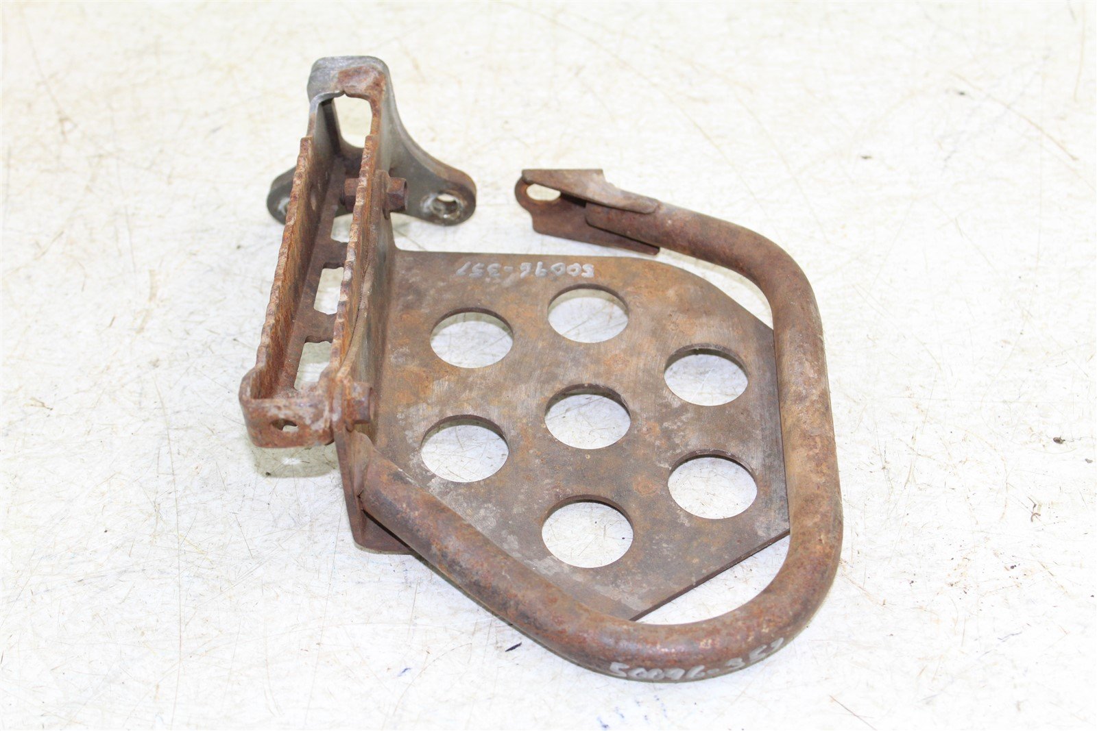 1998 Yamaha Timberwolf 250 2x4 Foot Pegs Rests Set Left Right