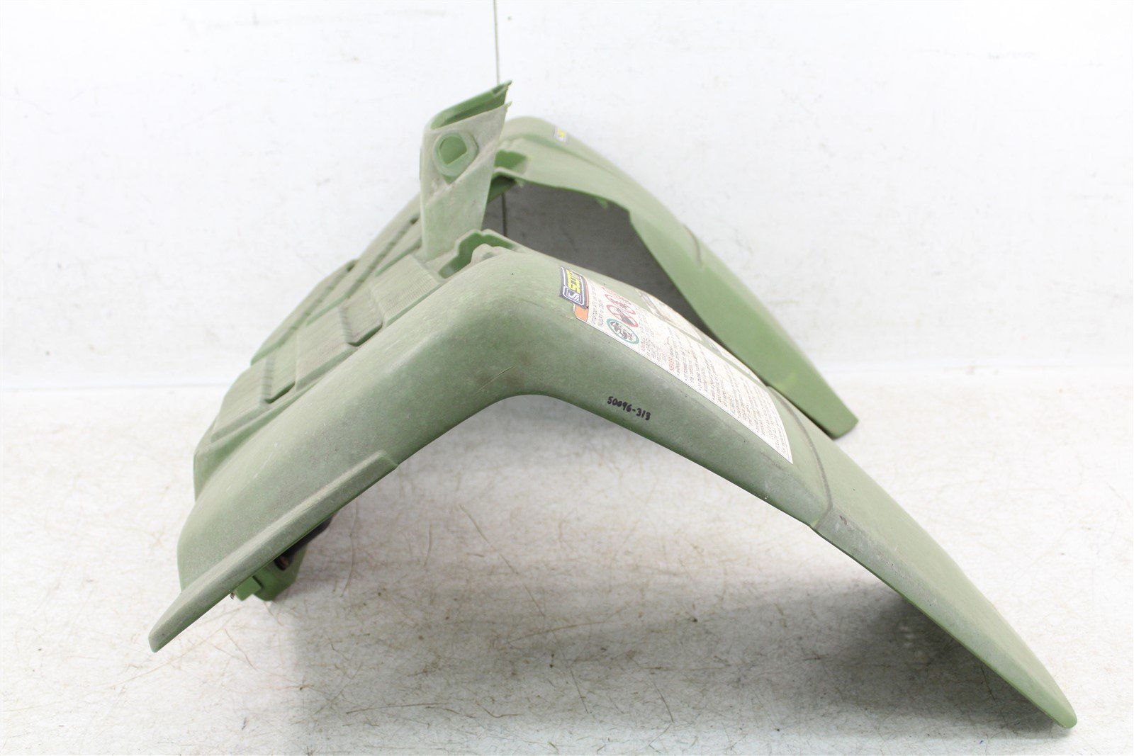 1998 Yamaha Timberwolf 250 2x4 Front Fender Plastic
