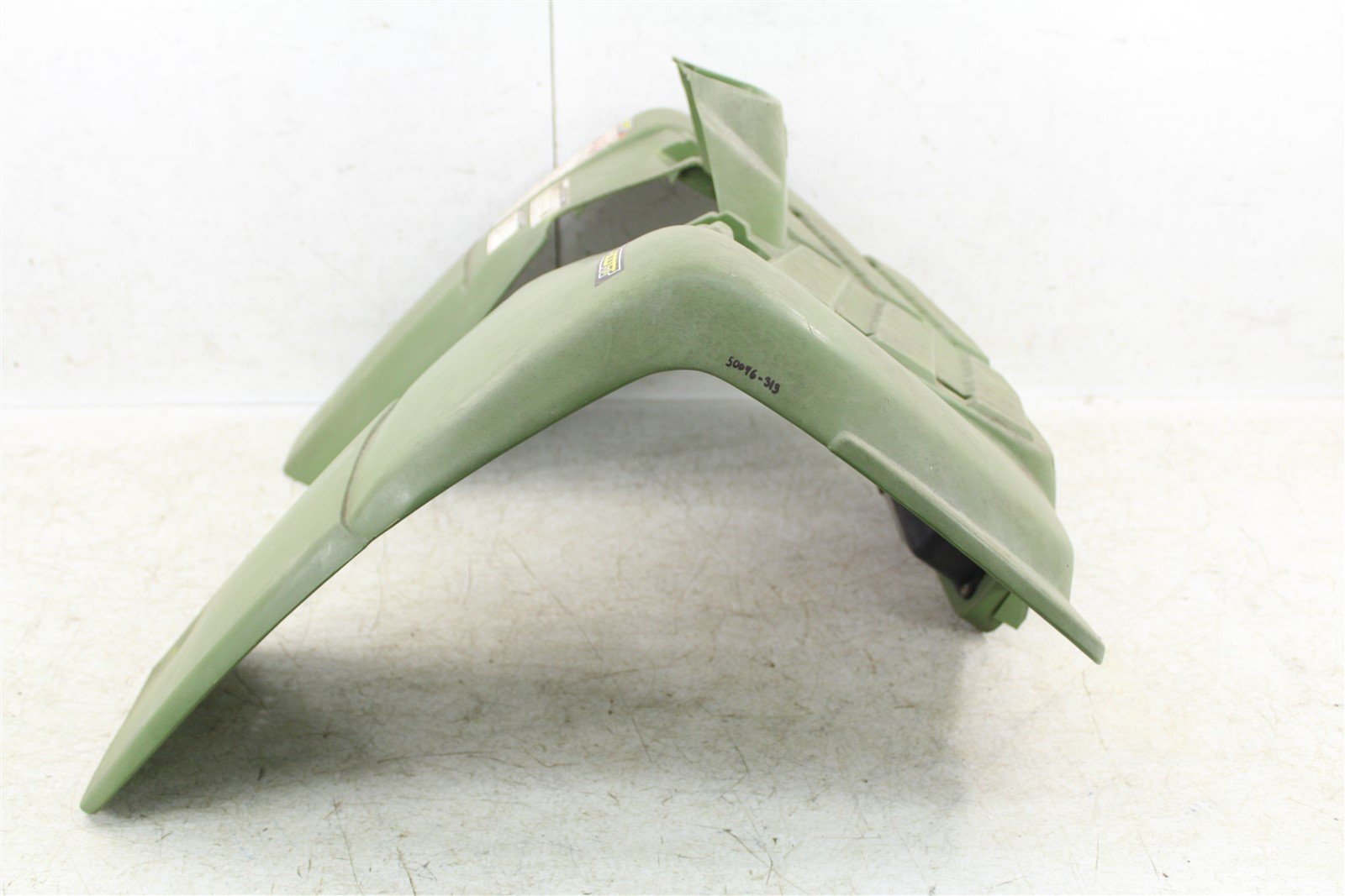 1998 Yamaha Timberwolf 250 2x4 Front Fender Plastic