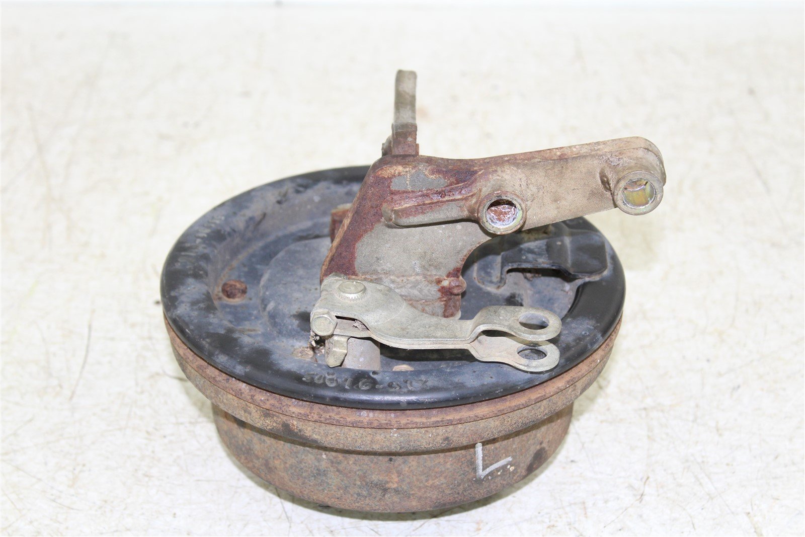 1998 Yamaha Timberwolf 250 2x4 Front Left Brake Drum Backing Plate Panel Hub