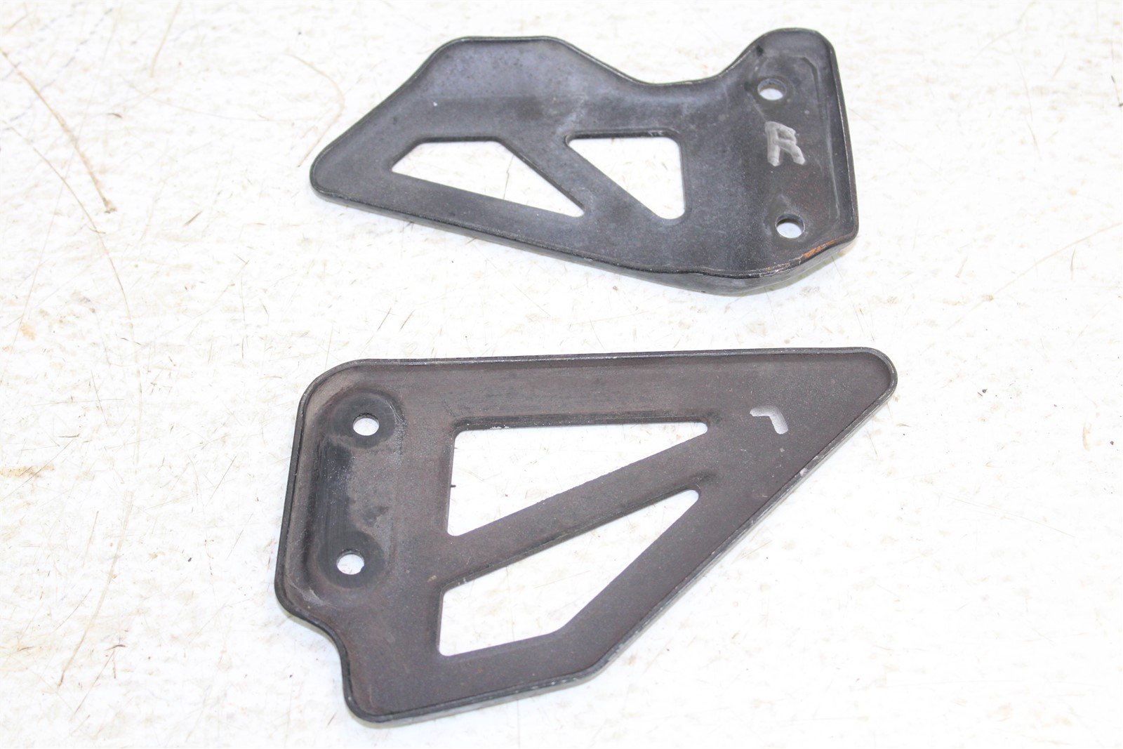 2002 Suzuki GSXR 750 Foot Peg Frame Guards Shields